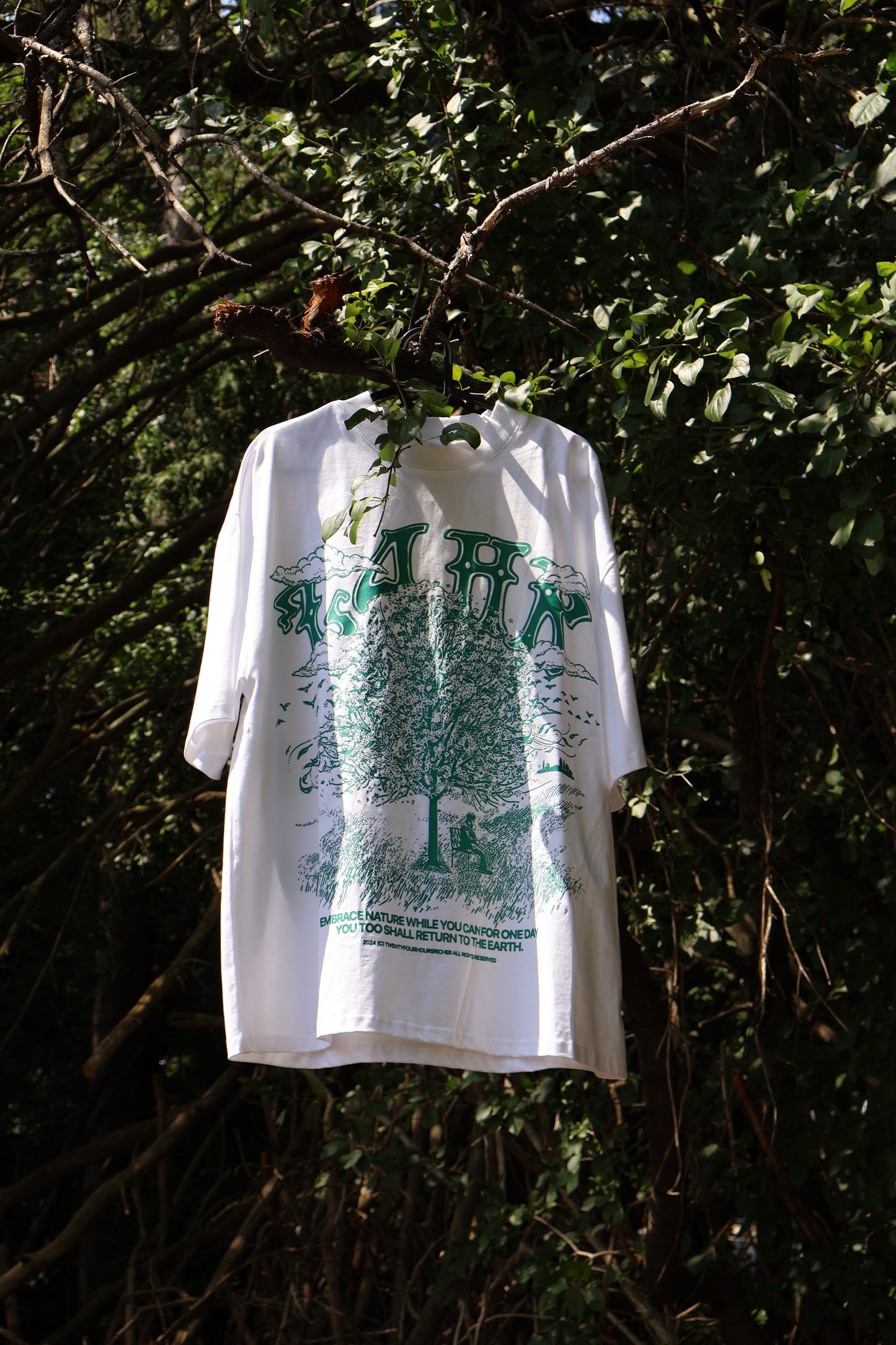 "EMBRACE NATURE" WHITE TEE